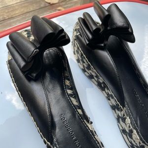 Sigerson Morrison size 8 black slipper with bow